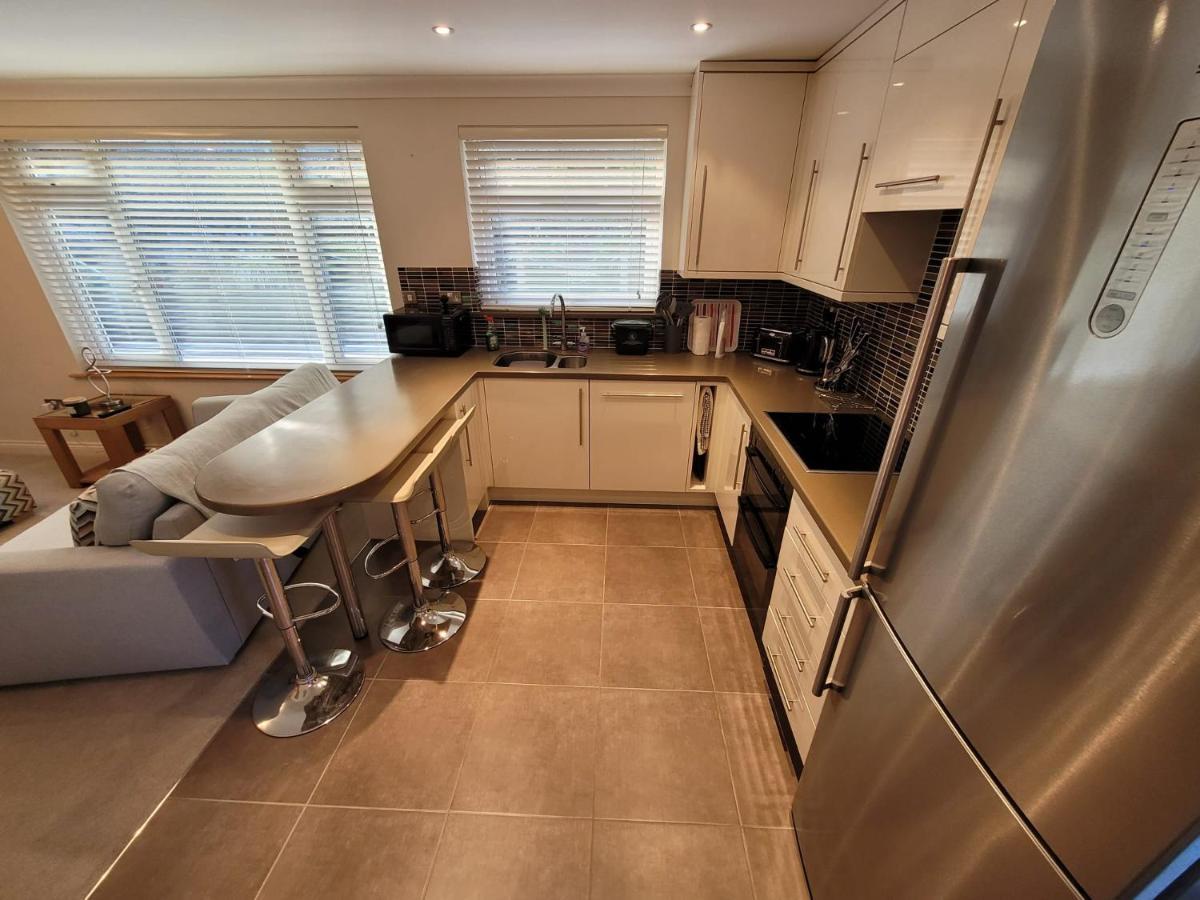 The Mumbles - Bungalow - 2 Bedrooms - Pet Friendly Swansea Buitenkant foto
